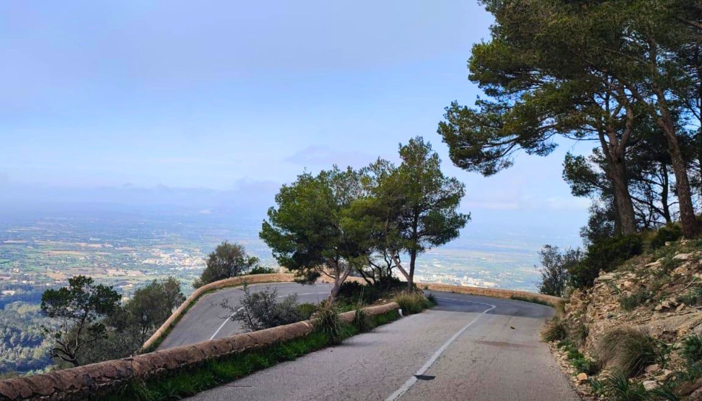 Mallorca: Self-guided Bike Tour of the Island