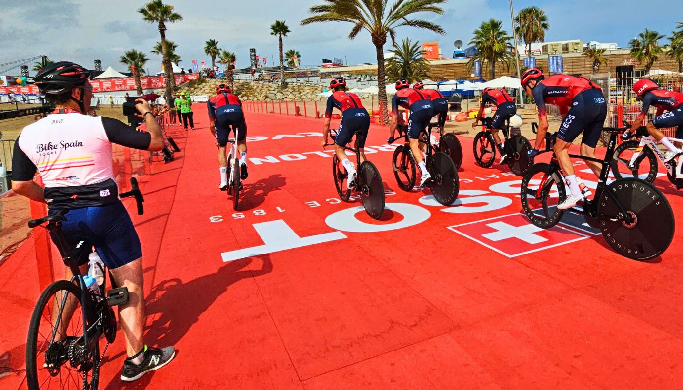 vuelta-espana-bike-tour-start-line